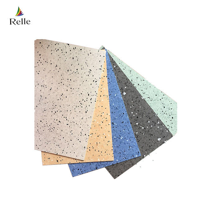 حماية ESD أرضية مضادة للستاتيكية 600x600 الأرضية البلاستيكية تغطية 1.8mm-3.0mm