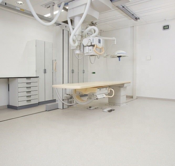حماية ESD أرضية مضادة للستاتيكية 600x600 الأرضية البلاستيكية تغطية 1.8mm-3.0mm