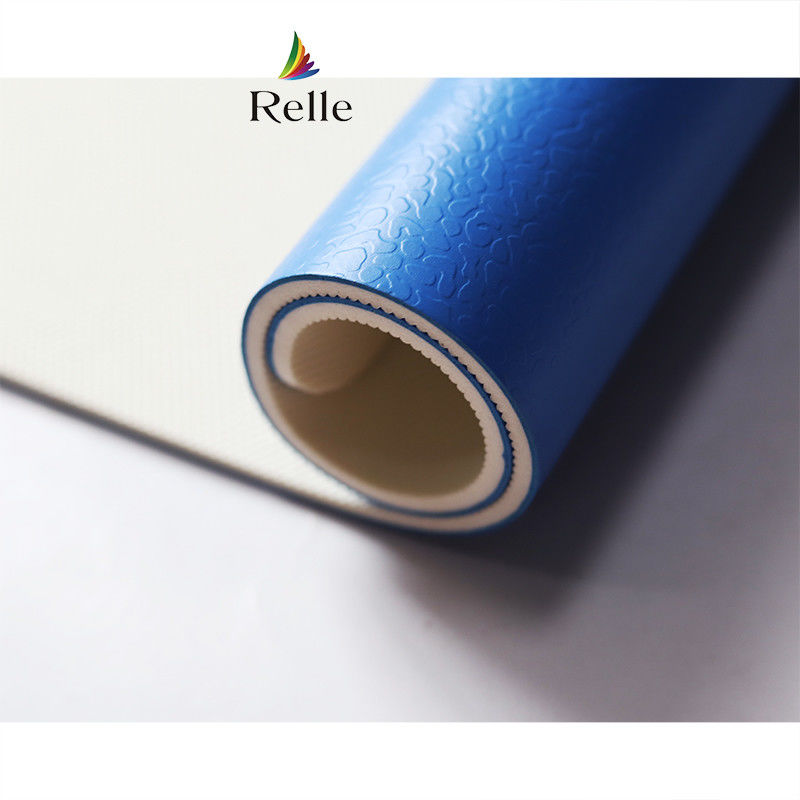600 خيارات لون ريل PVC بطاقة أرضية ملعب الفوتسال مع تصميم نسيج الشبكة