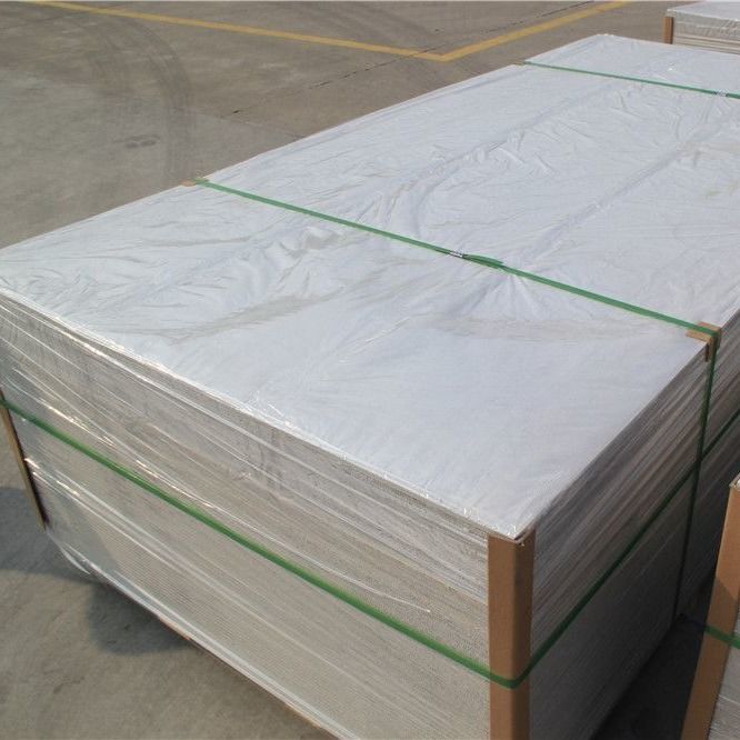 ألواح سيليكات الكالسيوم الصناعية - مقاومة للمواد الكيميائية / مقاومة عالمية لتأثير المعدات / حماية الخزائن الكهربائية