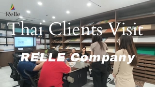 العملاء التايلانديون يزورون شركة RELLE